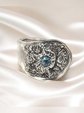 Vintage Spoon Ring With Aquamarine & Artisan Boho Metalwork Size 8